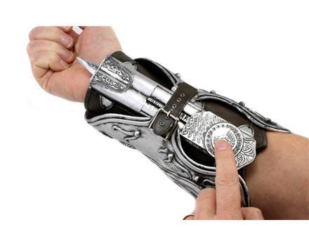 刺客信条2武器大全：袖剑、长剑，哪种武器更强？