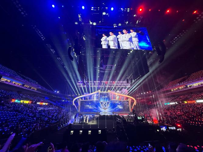LPL2015：重温经典赛事，致敬英雄联盟的巅峰