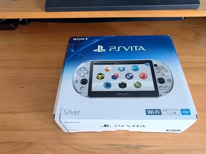 索尼PSP2和PSV对比：哪款掌机更适合你？