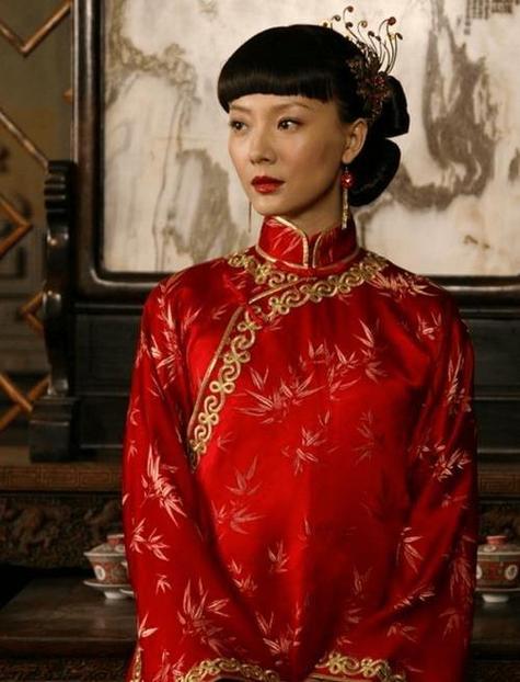 相思树电视剧剧情介绍：吴秀波陈数主演的都市情感剧