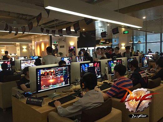dnf qq网吧有什么优惠(网吧特权省钱大揭秘)