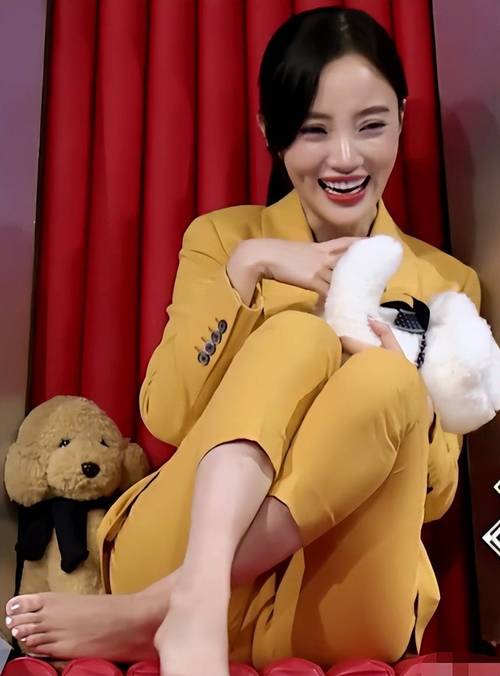 李小璐博客在哪看？3种方法轻松找到她的最新动态