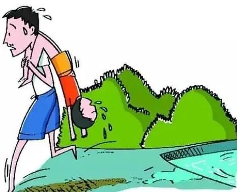 把溺水的人倒过来控水正确吗？专业教练分享急救方法！