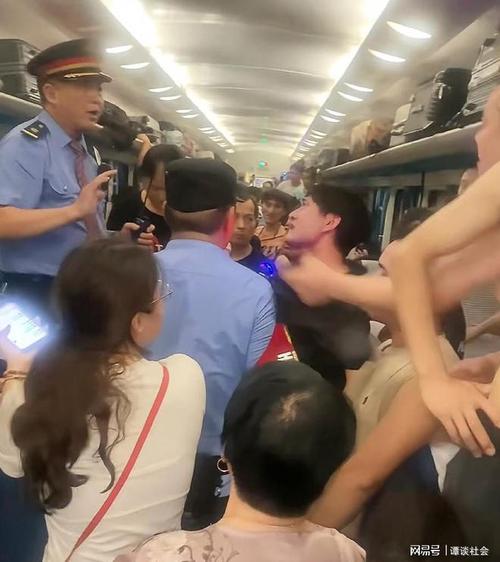 列车员调情的后果有多严重？真实案例给出警示