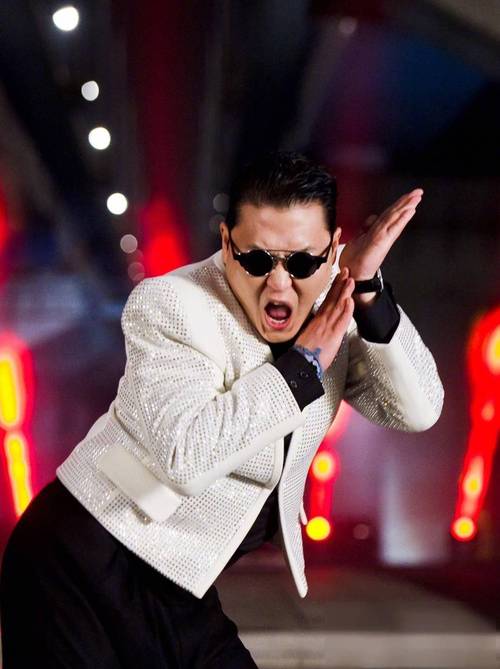 假鸟叔为什么突然爆火？他抓住了模仿的精髓点迅速走红！