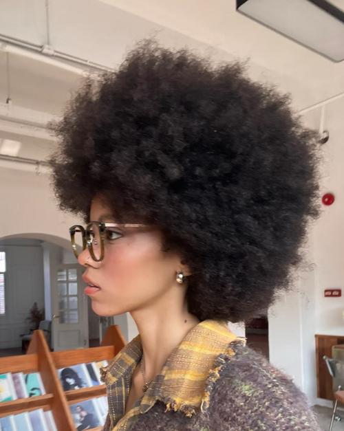 最近有什么好玩的爆头僵尸游戏？高分推荐榜单新鲜出炉等你体验！