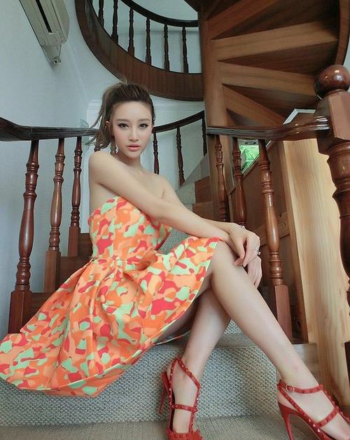 徐茜儿现在在哪里工作?揭秘她最新的事业规划!