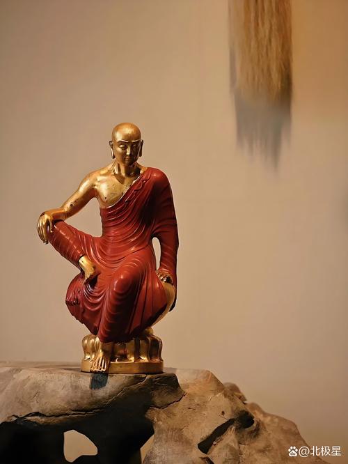 鸠摩智为何能称霸西域？全靠这招风轮两立的惊人绝技！