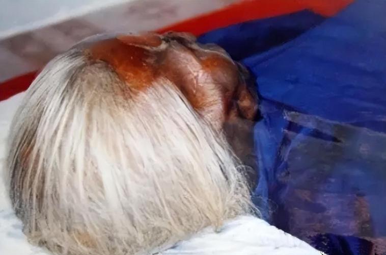 老人去世1100万美元遗产为啥无人要?2个关键原因道尽辛酸