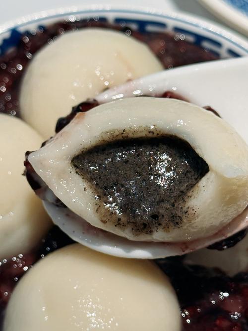 糯米汤圆放久了为何会变红？蚂蚁庄园答题带你了解原因