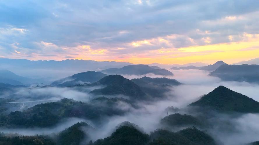 哪里能看到真实的烟霞蔽芾景色？推荐国内5个绝佳的隐世秘境！