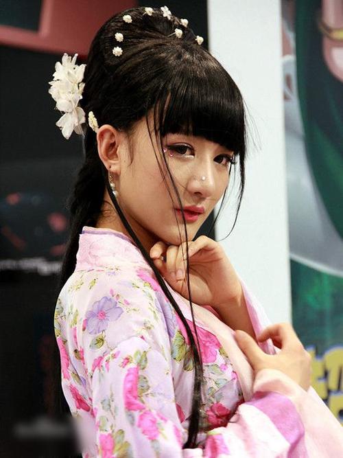 小灿女最火的视频是哪个？这几个爆款作品你千万别错过！