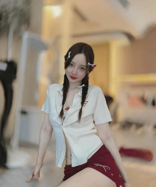 疑似李小璐最新动态 知情人透露其私下3个生活场景