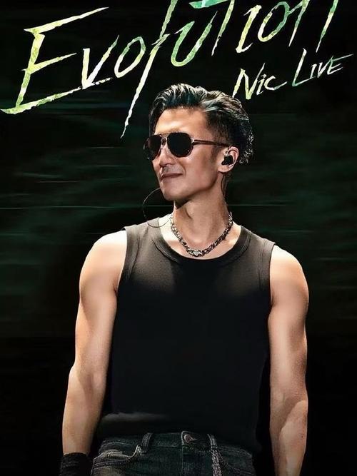 想知道谢霆锋微博背后故事？这里有揭秘！