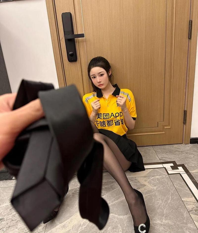 深度解析“小逗逗最新版本”：绅士游戏的未来趋势与创新