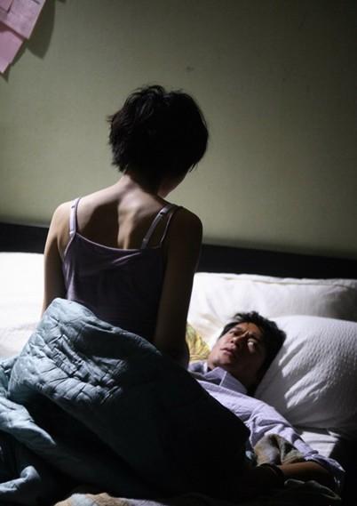 探索“爱妻的秘密录像官网”：绅士游戏背后的深层次分析