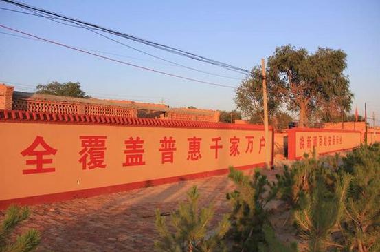 深入分析《圣塔县的生活》最新版本的游戏机制与玩家体验